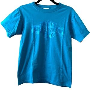 𝐇𝐀𝐑𝐋𝐄𝐘 𝐃𝐀𝐕𝐈𝐃𝐒𝐎𝐍 | BLUE SHORT SLEEVE HARLEY TEE